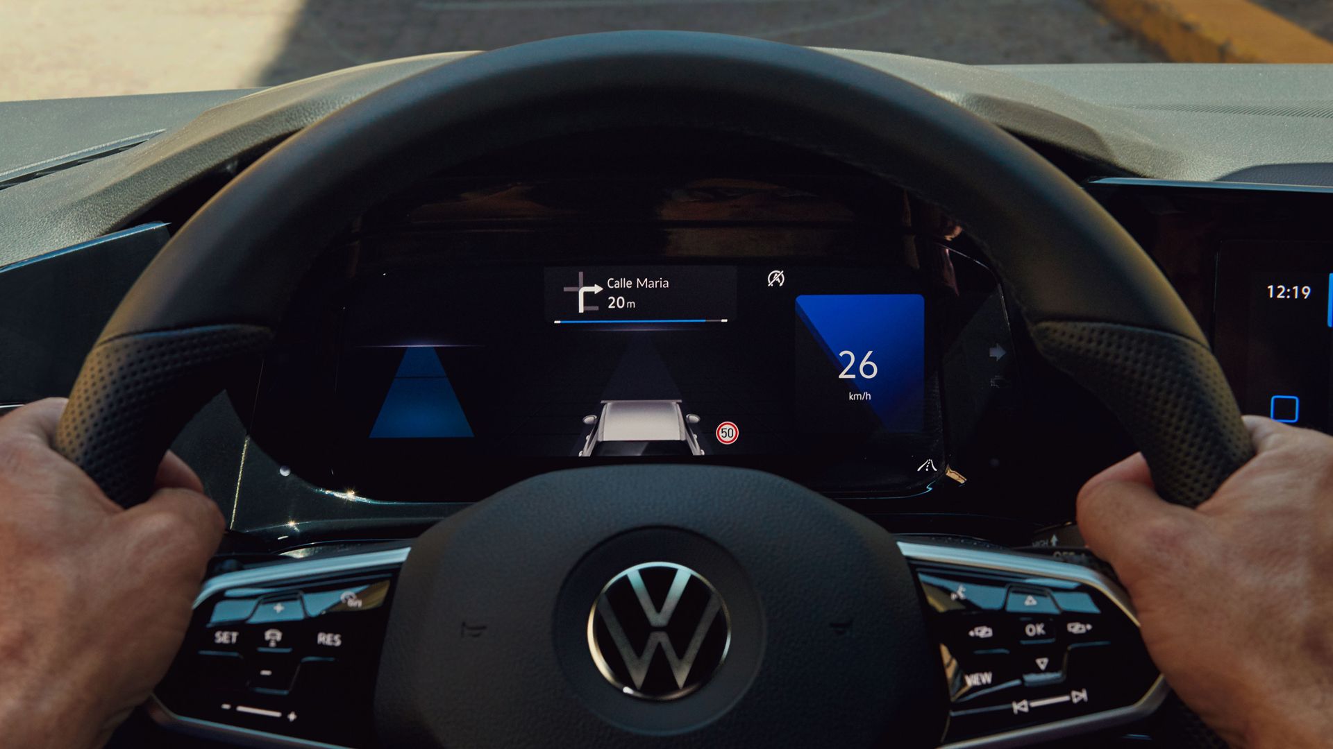 VW Golf i ri me Digital Cockpit
